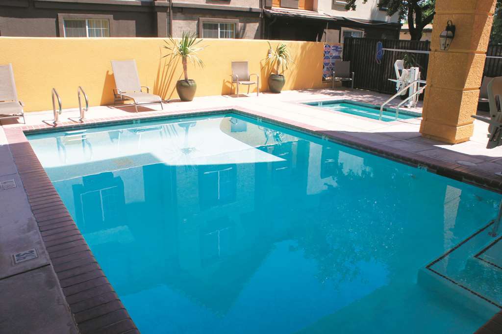 Fairfield By Marriott Inn & Suites Fresno Riverpark Einrichtungen foto